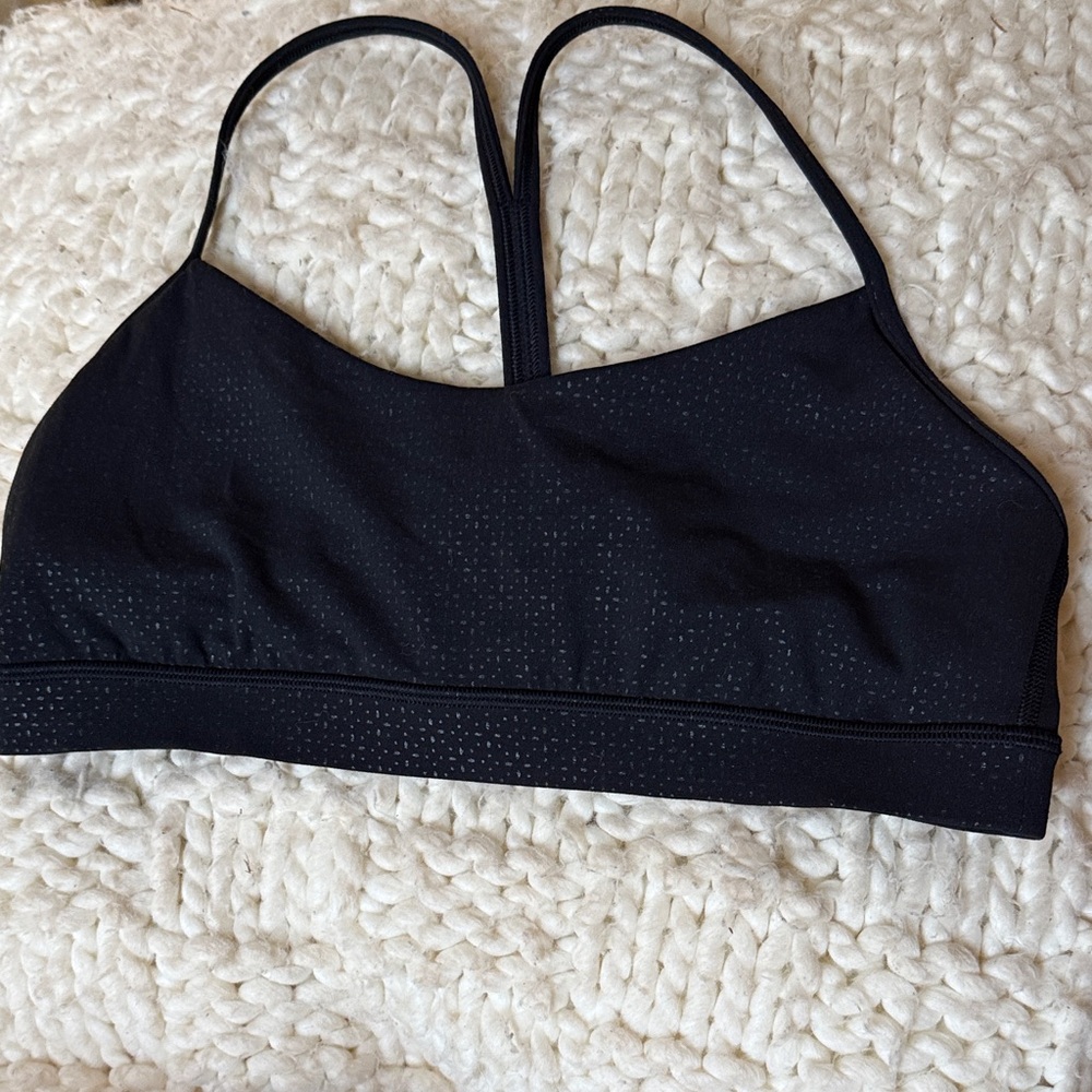 Lululemon Athletica flow Y Black Sports Bra